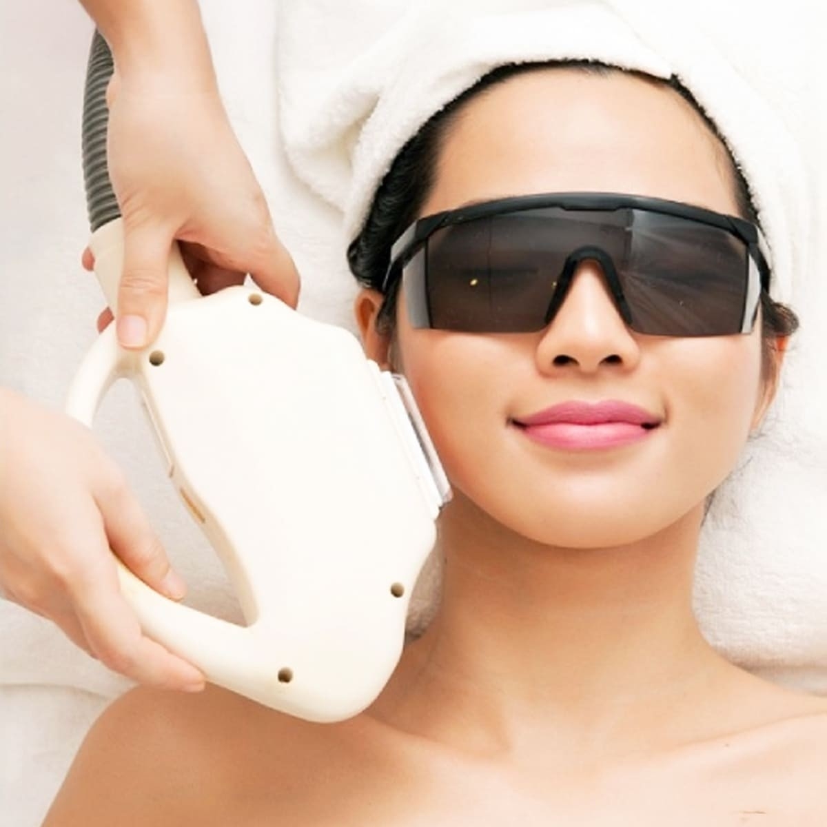 Xủ lý Mụn Bằng Công Nghệ IPL