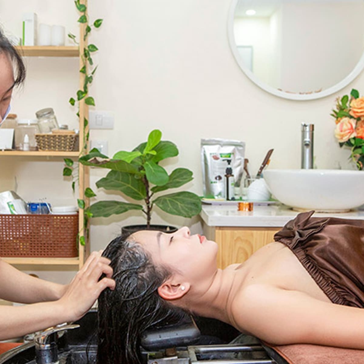 Gội đầu dưỡng sinh, massage cổ vai gáy đả thông kinh lạc