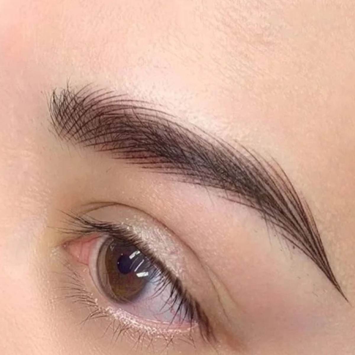 Microblading - Điêu khắc lông mày